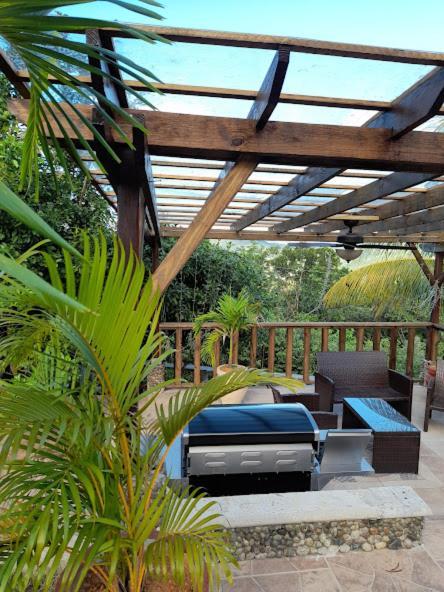 Eden Crest Villa Anse La Raye Exterior photo